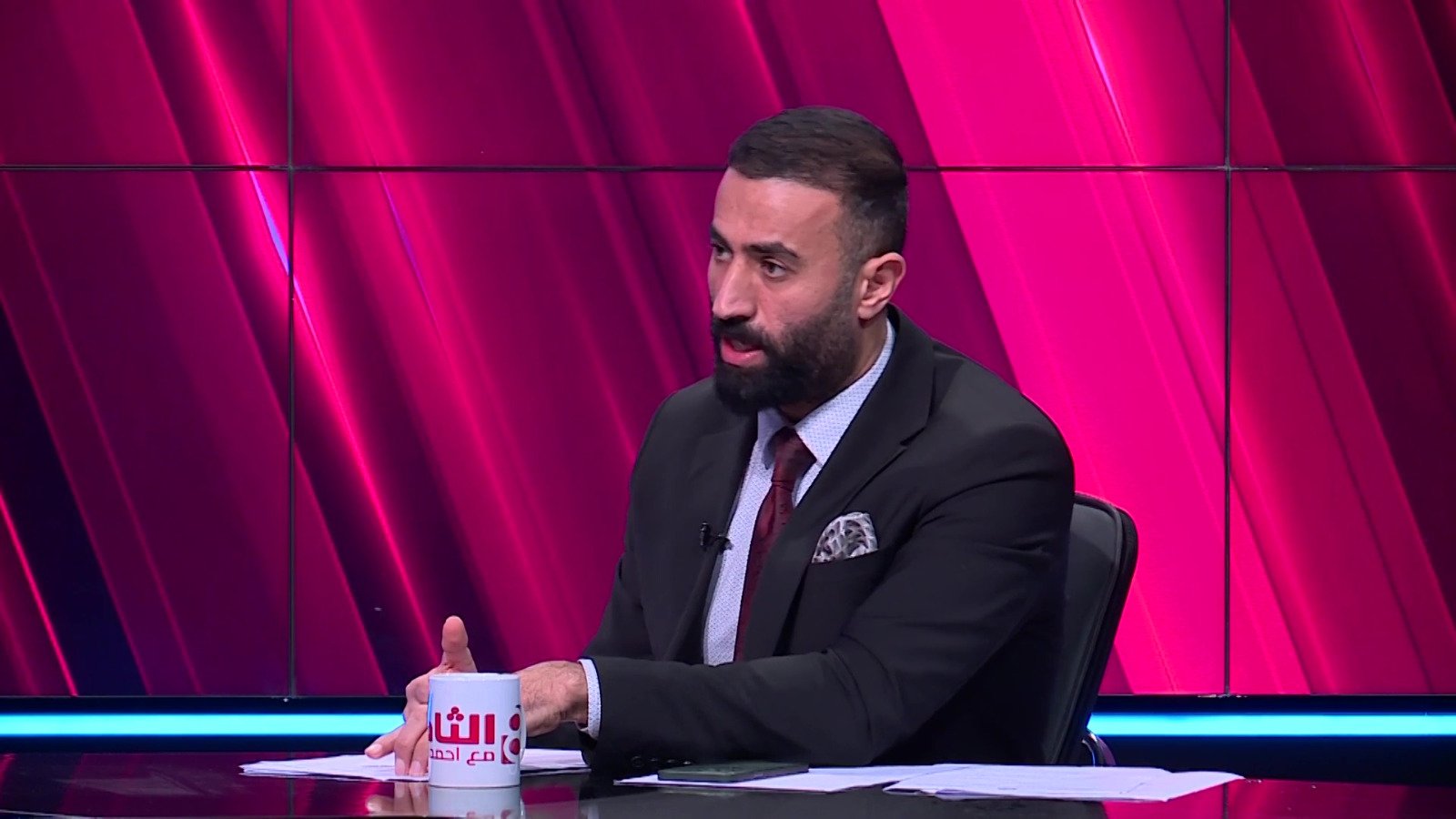 العرباوي يقرأ ابعاد لقاء نجل السيستاني والصدر ويؤكد “امتعاض” الأخير من السوداني