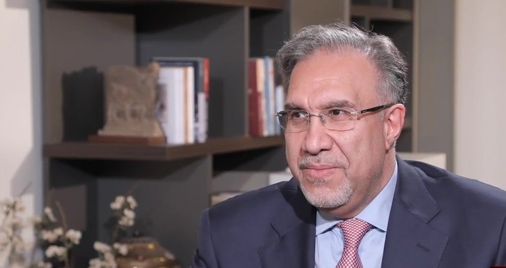 وزير أسبق: إقرار الموازنة الثلاثية “مجازفة كُبرى”
