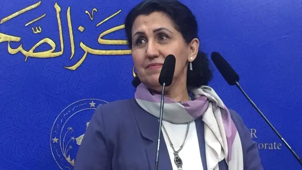 الأمين تضع النقاط على الحروف بشأن اداء المراة السياسية وتصوب نحو “التشرينيات”