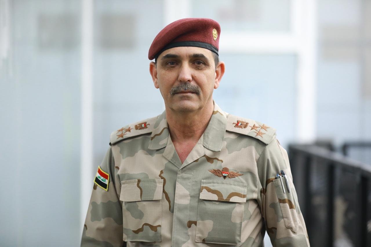 “فخٌ ليحيى رسول”.. فيديو لتواجد “فاشنستا” في قاعدة جوية يُشعل الجدل!