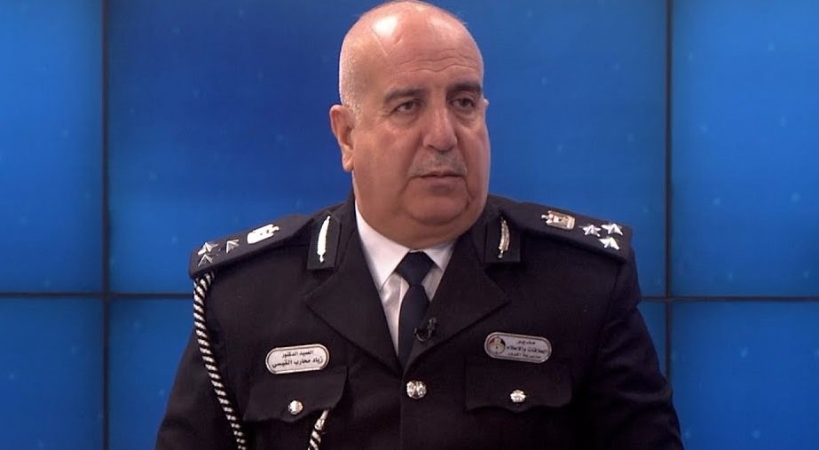 “غرامةٌ ثقيلة” لمن يستخدم الموبايل أثناء القيادة.. توضيح هام من المرور