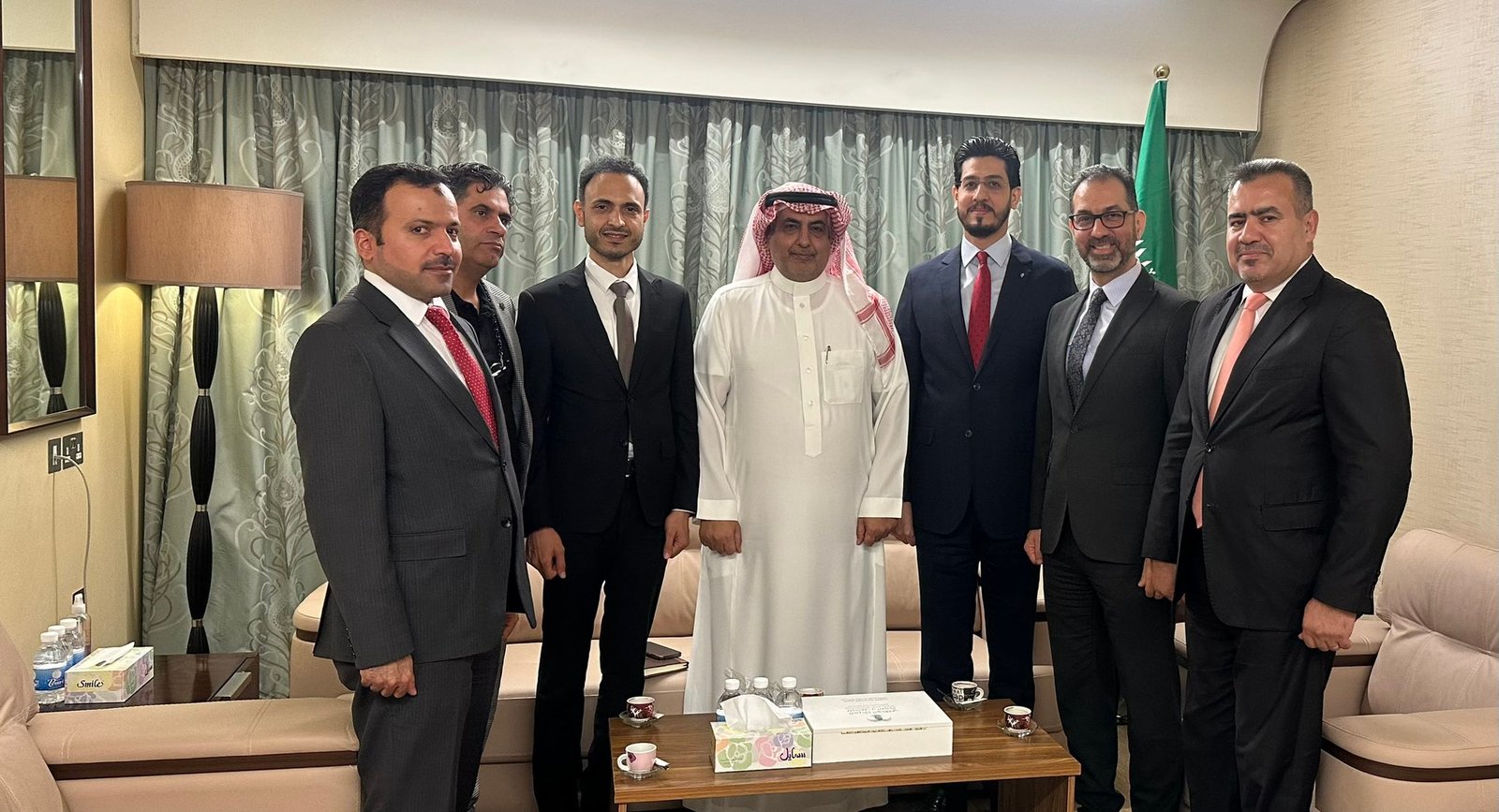 انطلاقاً من تفعيل “دبلوماسية المسار الثاني”.. المجموعة العراقية للشؤون الخارجية تلتقي بالسفير السعودي