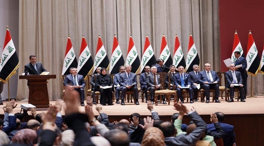 وزير عراقي يقدم استقالته من منصبه ويوضح السبب