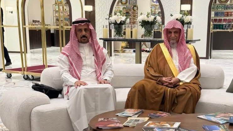 الجنابي يلتقي إمام المسجد الحرام في سمرقند ويؤكدان تعزيز خطاب الاعتدال