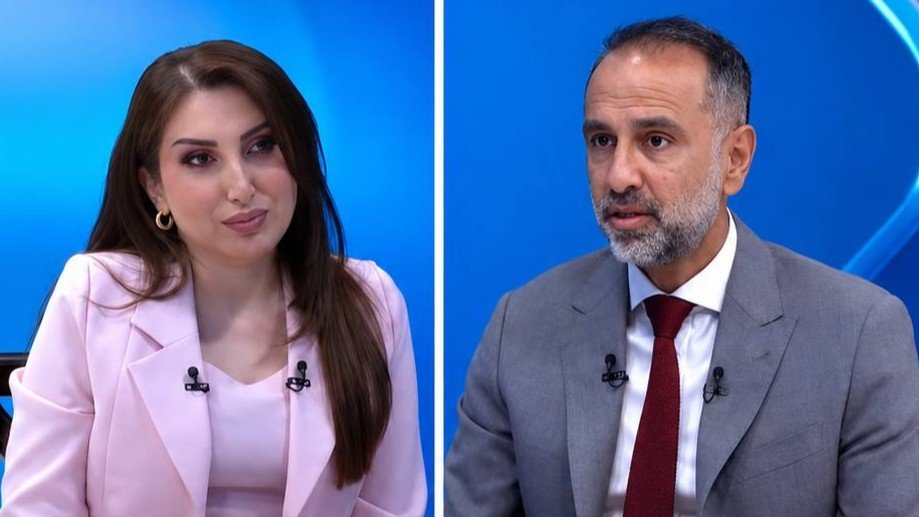 السفير البريطاني يقدم نصيحة لفصائل العراق: انزعوا سلاحكم قبل فوات الاوآن.. بقاءه يمثل تهديداً يصل الى اوروبا