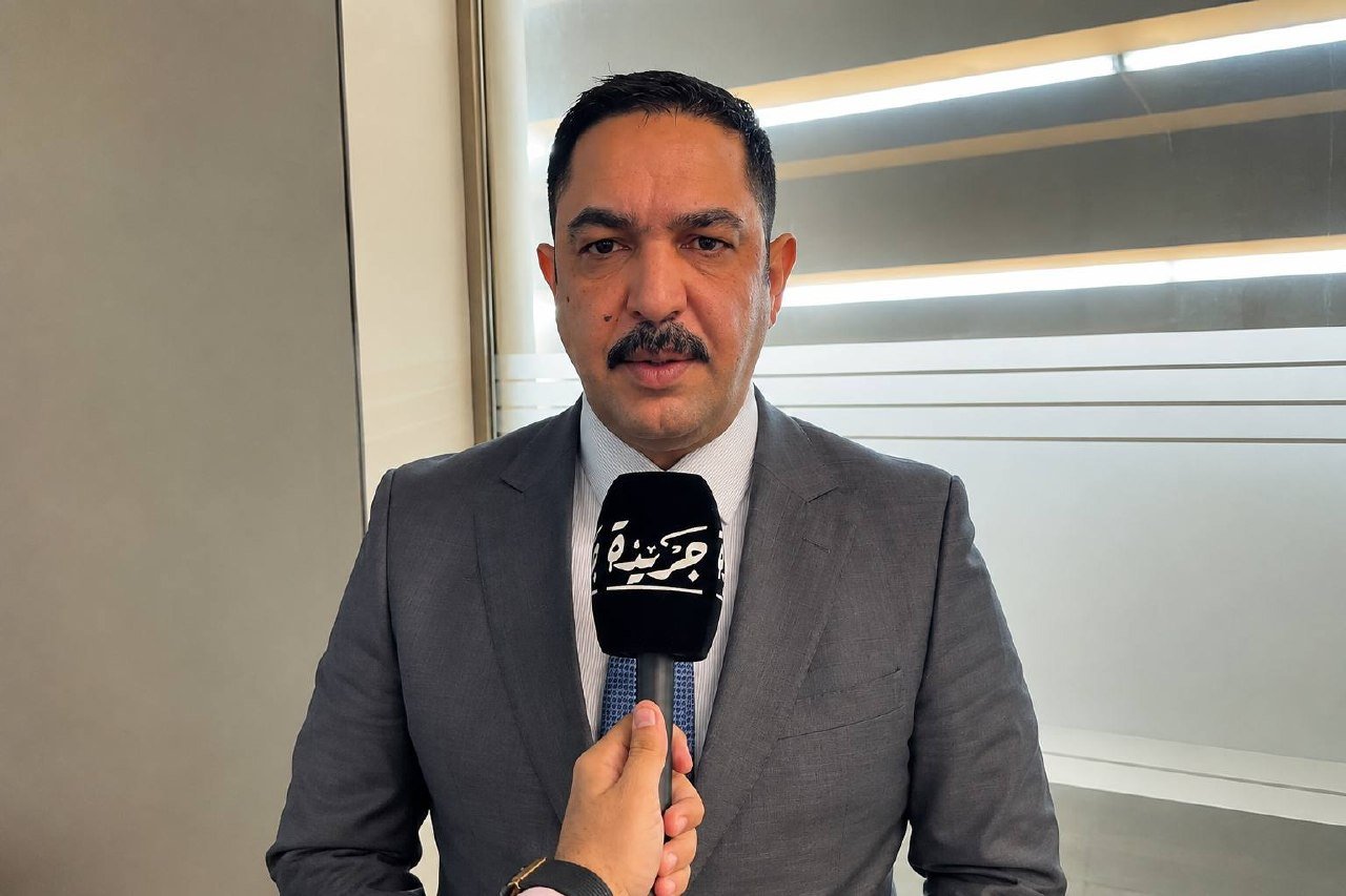 الدهلكي يحذّر من «خنق هرمز»: رواتب العراقيين مضمونة لشهرين.. وتحركات عاجلة لتأمين بدائل للنفط
