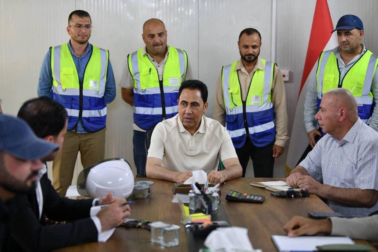 محافظ نينوى يتفقد مشروع ملعب الإدارة المحلية ويكشف تفاصيل مباراة الافتتاح